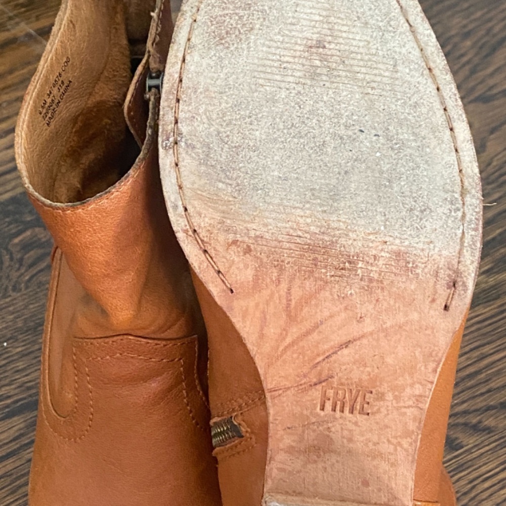 Frye Essa Bootie - Picture 9 of 9